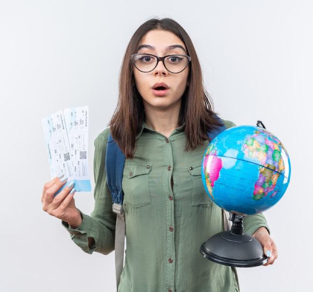 ra-immigration-consultant-dubai Professional immigration consultant assisting clients with international visa and residency applications